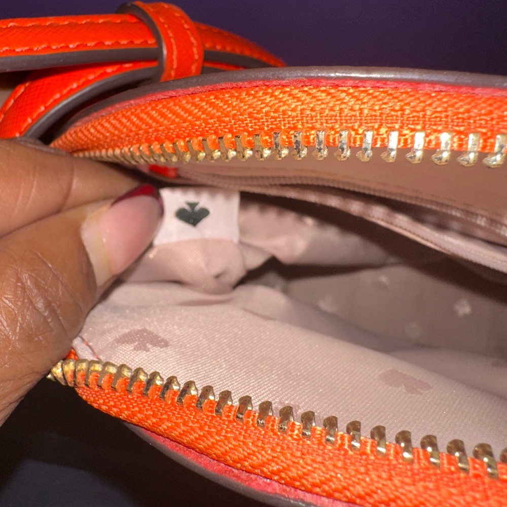 Kate Spade Vibrant Orange Crossbody Bag - Picture 3 of 7
